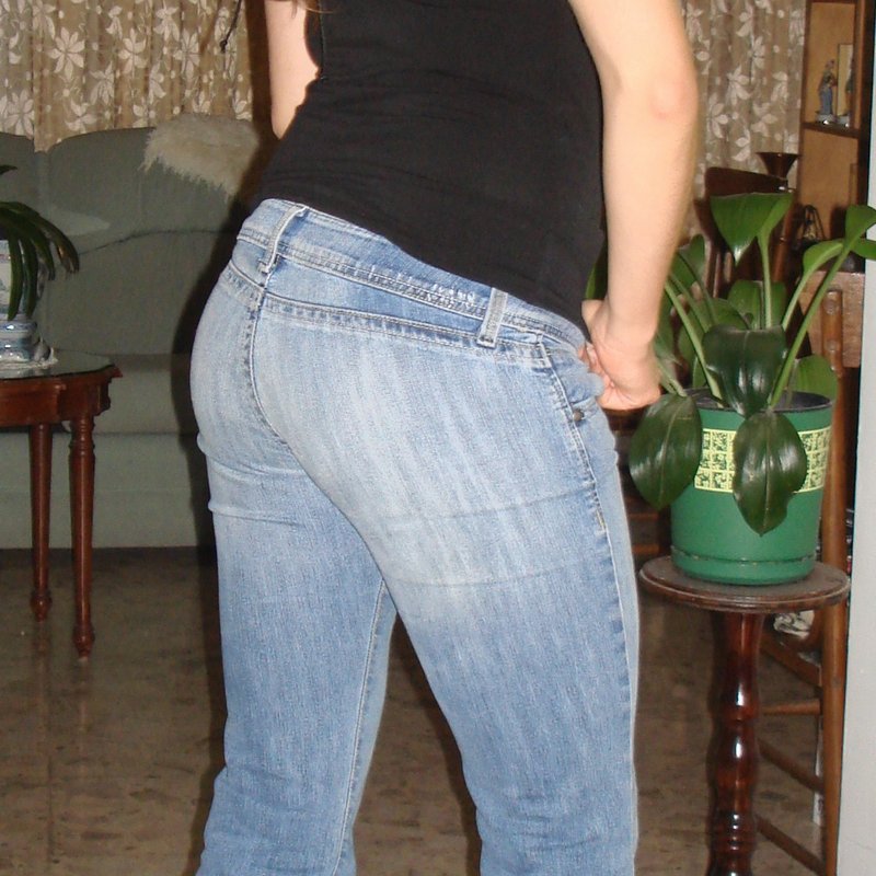 émilie 33 Escort Tracy-le-Val