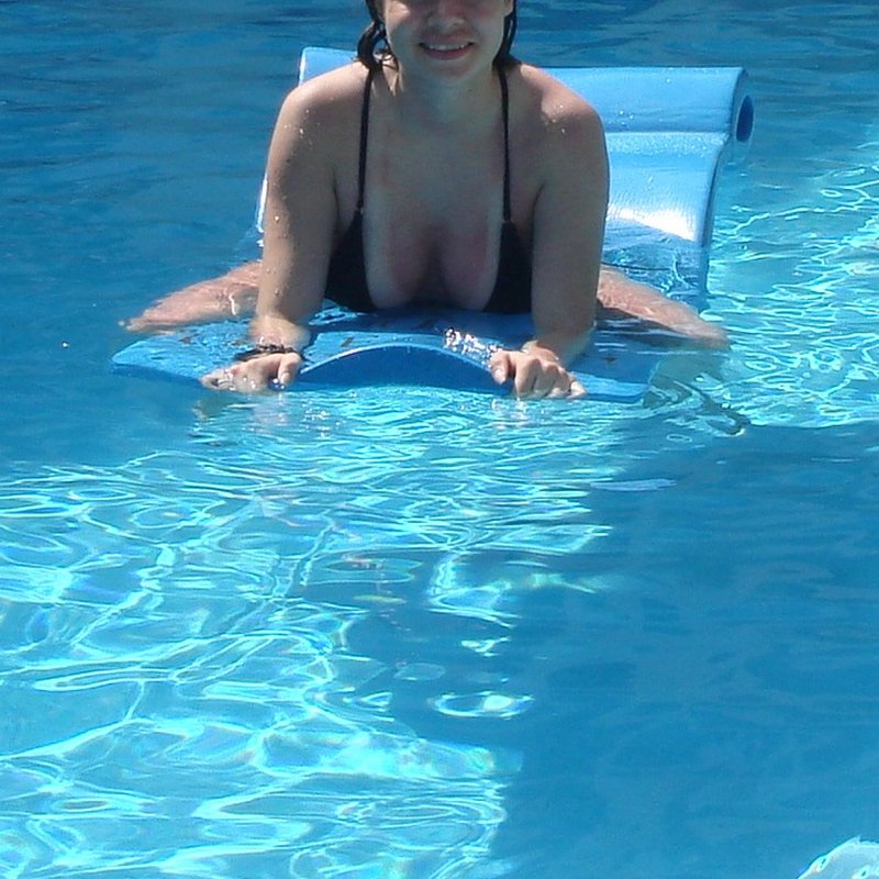 Sarah 33 Escortes sensuelles Aine