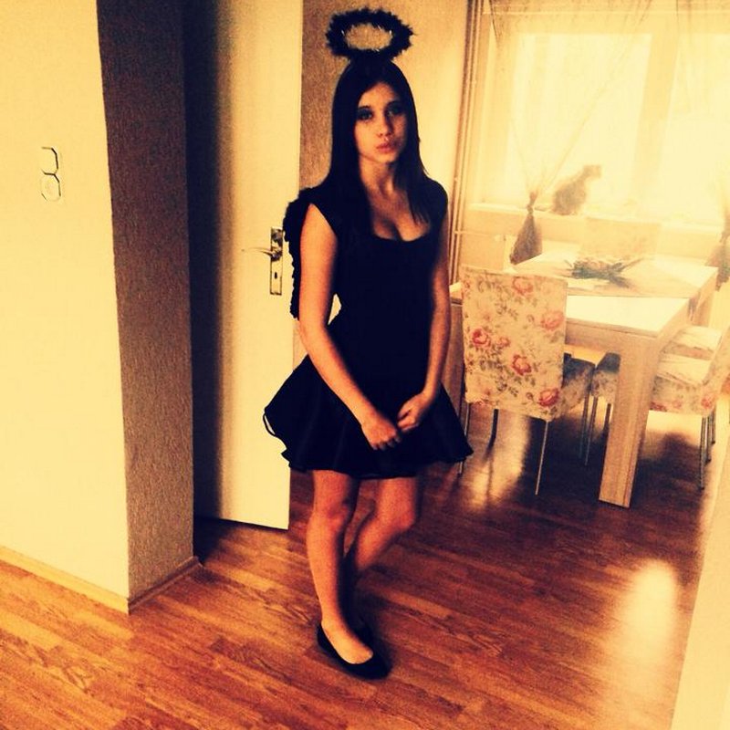 Justine 21 Escort girls Rosny-sous-Bois