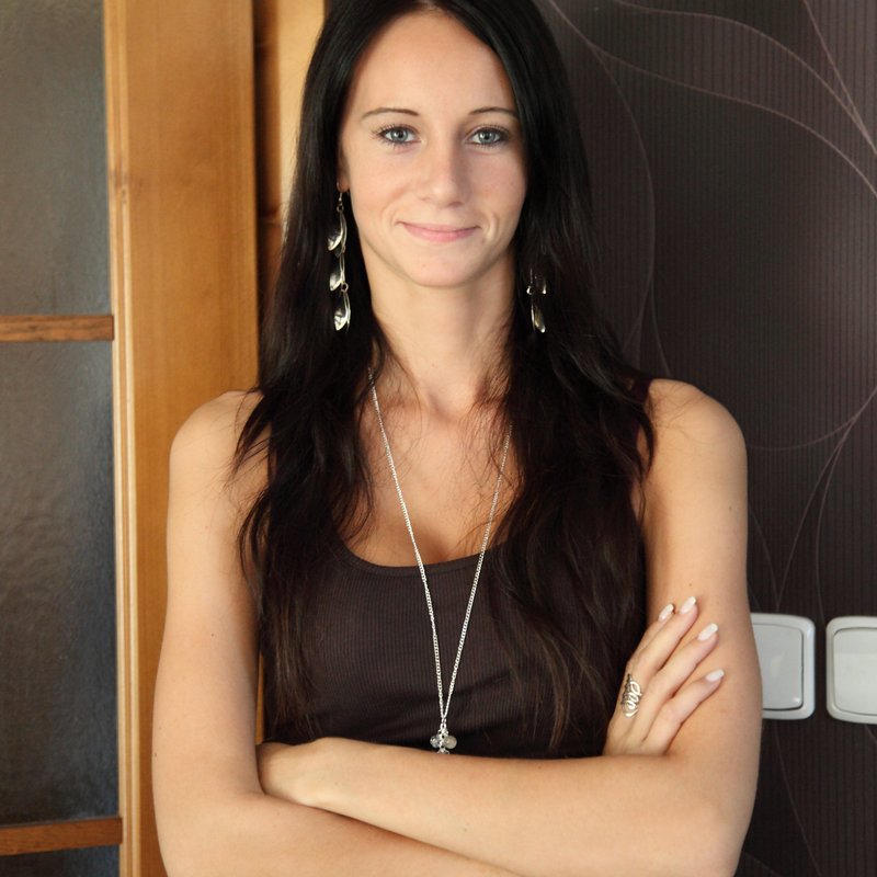 Bernadette 33 Escort Maffliers